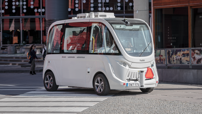 IoT-self-driving bus-autonomous-vehicle-mobility-2a